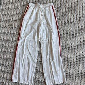 Cute and fun wide leg pant only worn once